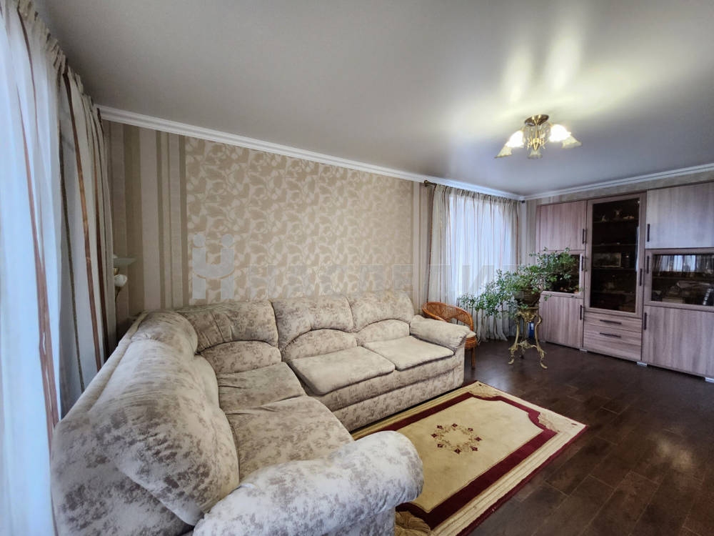 3-комнатная квартира, 75.9 м2 2/5 этаж, ул. Маяковского - фото 3