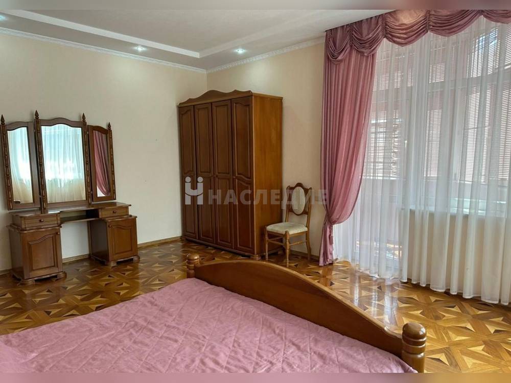 4-комнатная квартира, 220 м2 2/4 этаж, ул. Маяковского - фото 4