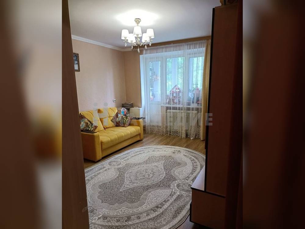 2-комнатная квартира, 49.7 м2 2/5 этаж, ул. Вокзальная - фото 1