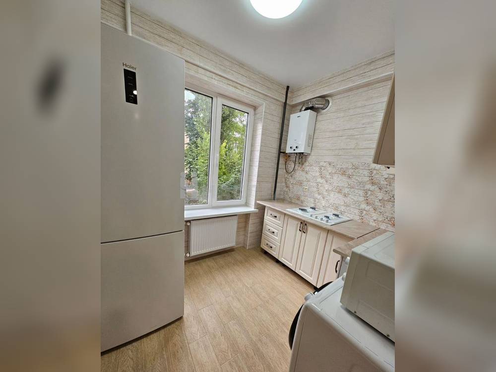 3-комнатная квартира, 50 м2 2/5 этаж, ул. Октябрьская - фото 7