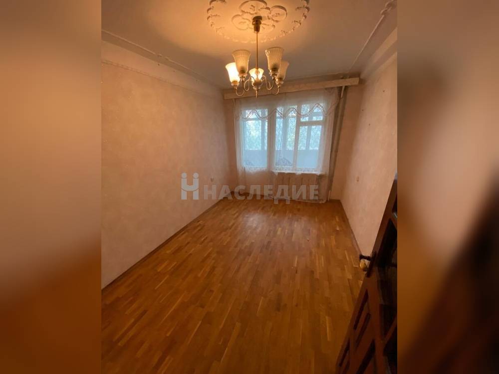 4-комнатная квартира, 72.6 м2 3/5 этаж, ул. Октябрьская - фото 3