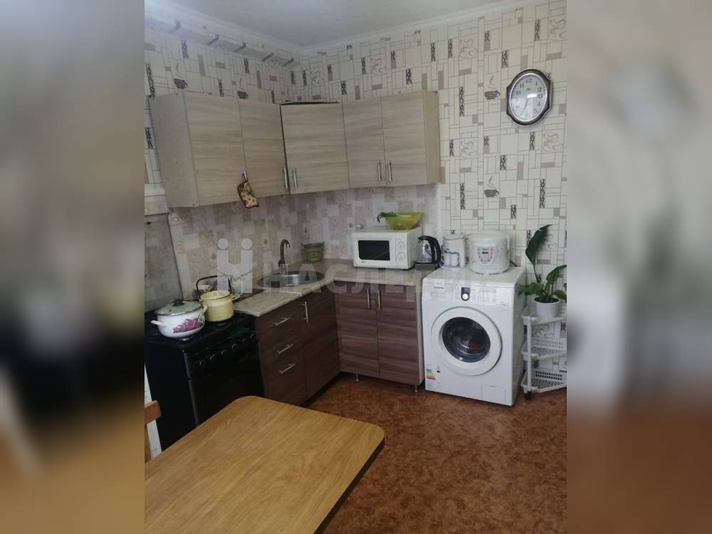 2-комнатная квартира, 54 м2 3/5 этаж, пл. Октябрьская - фото 5