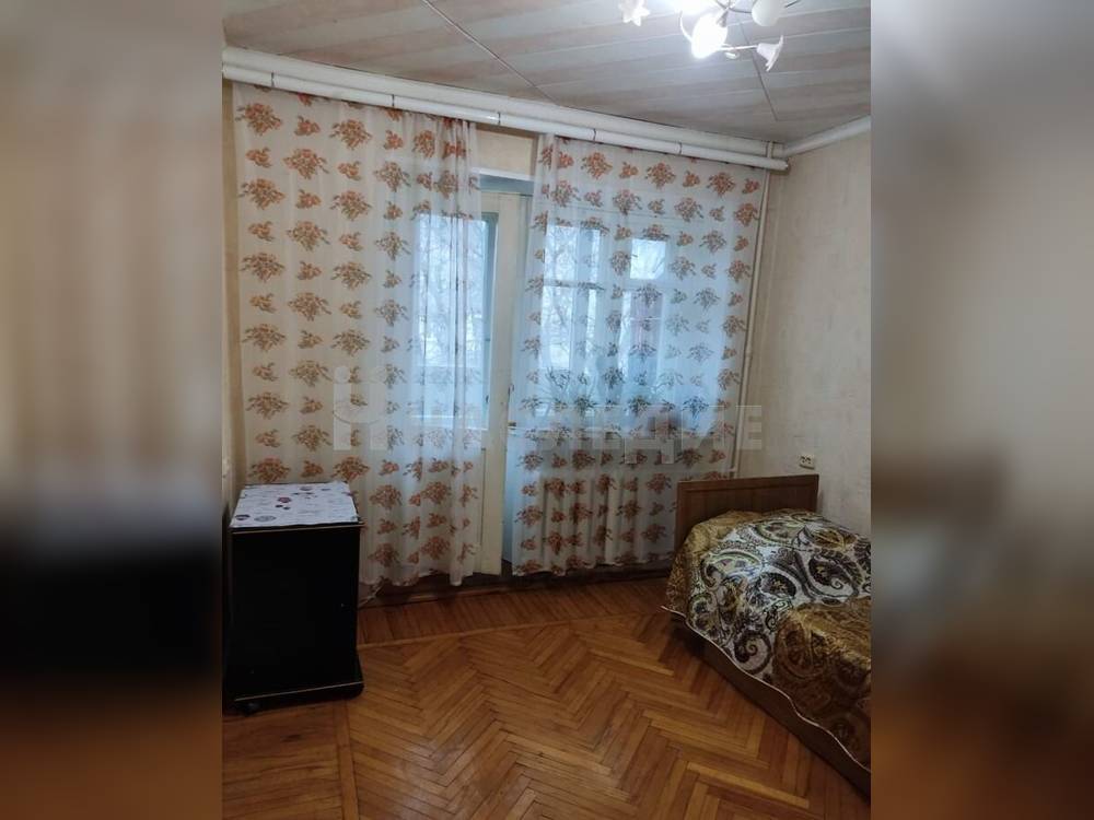 2-комнатная квартира, 44.4 м2 3/5 этаж, ул. Кисловодская - фото 1